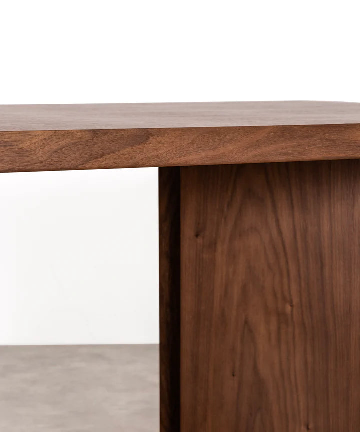 Kanso Dinning Table (Brown)