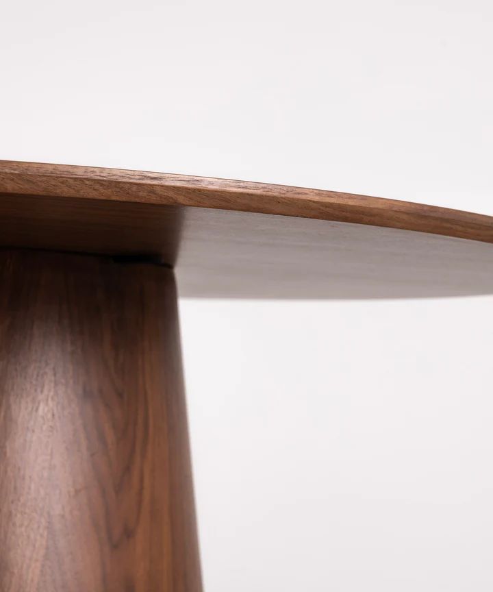 Drift Round Dinning Table (Brown)