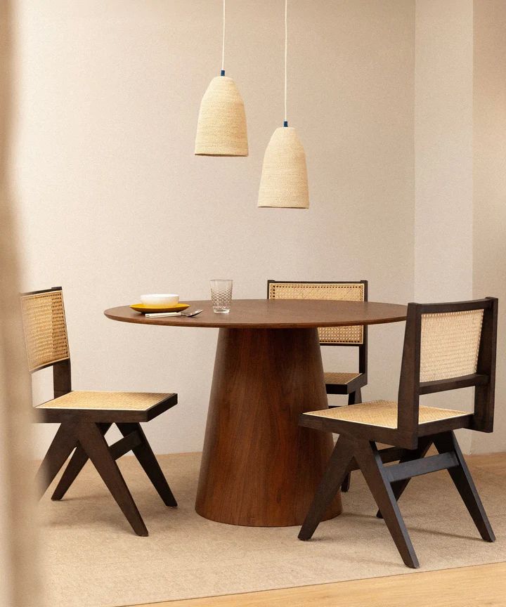 Drift Round Dinning Table (Brown)