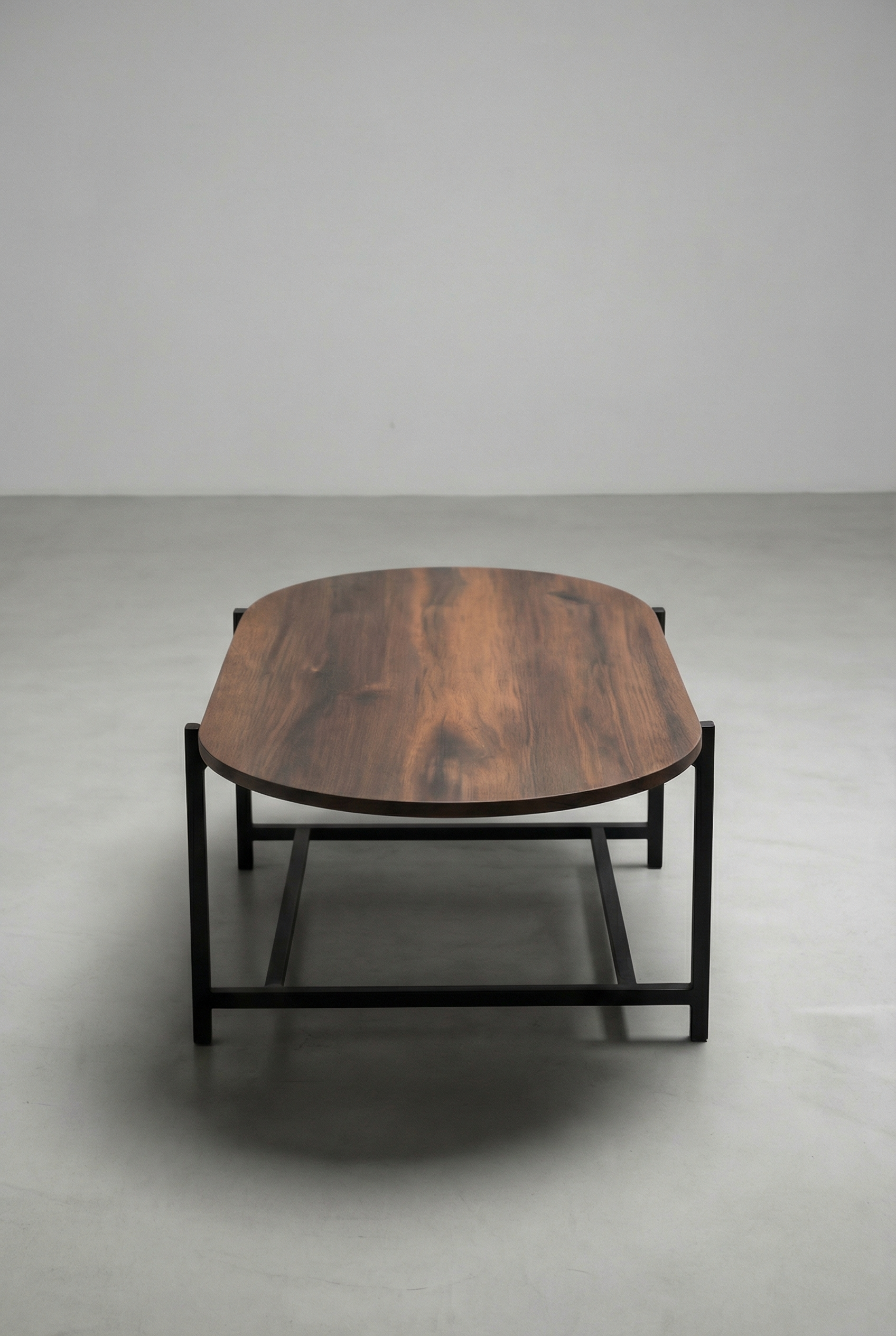 Urban Oval Table UOT-BB