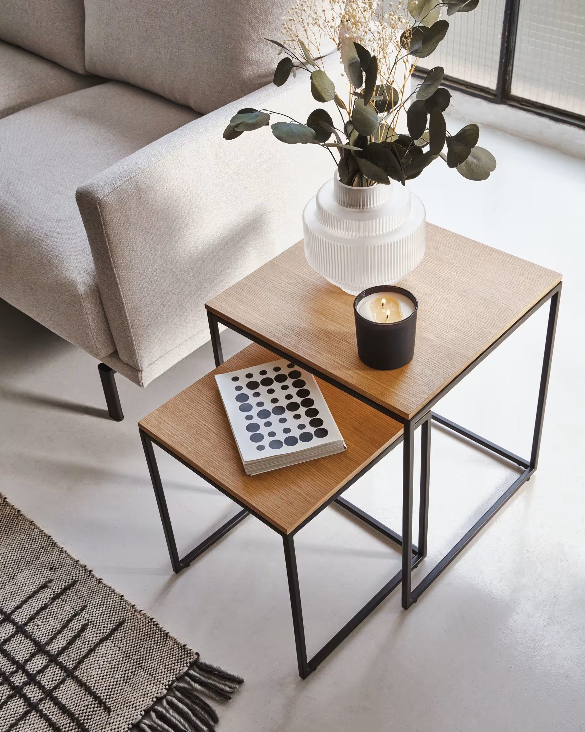 Fold set of 2 nesting side tables with oak wood veneer and painted metal structure FCT4-BN