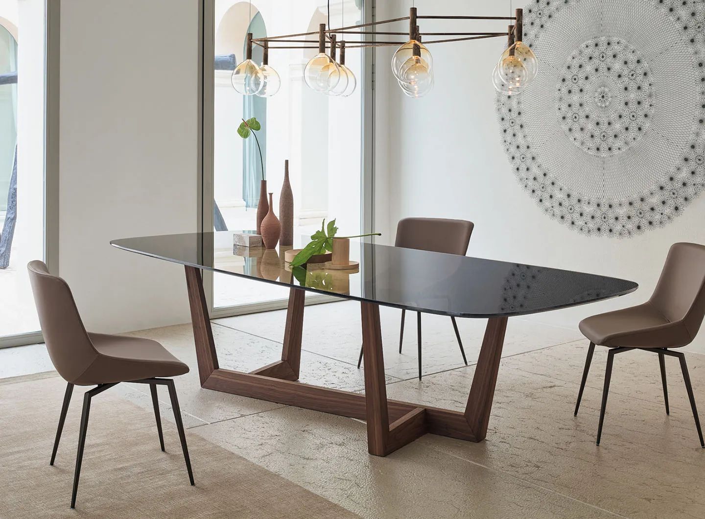 Silvana-Dinning-Table