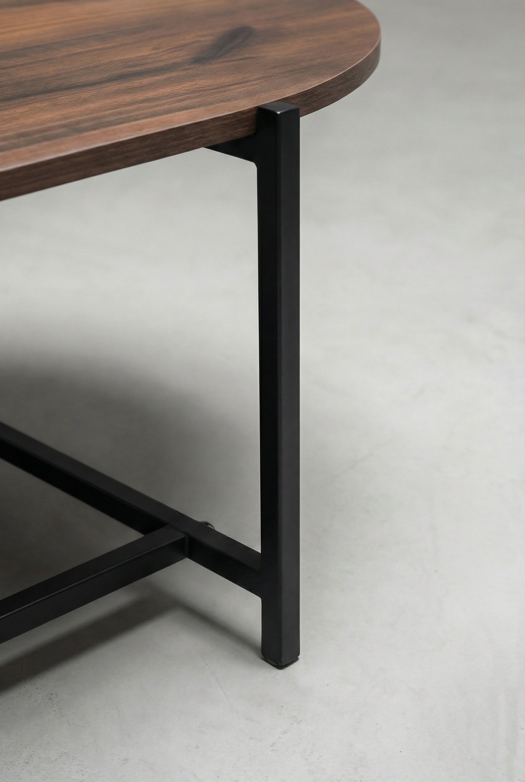 Urban Oval Table UOT-BB