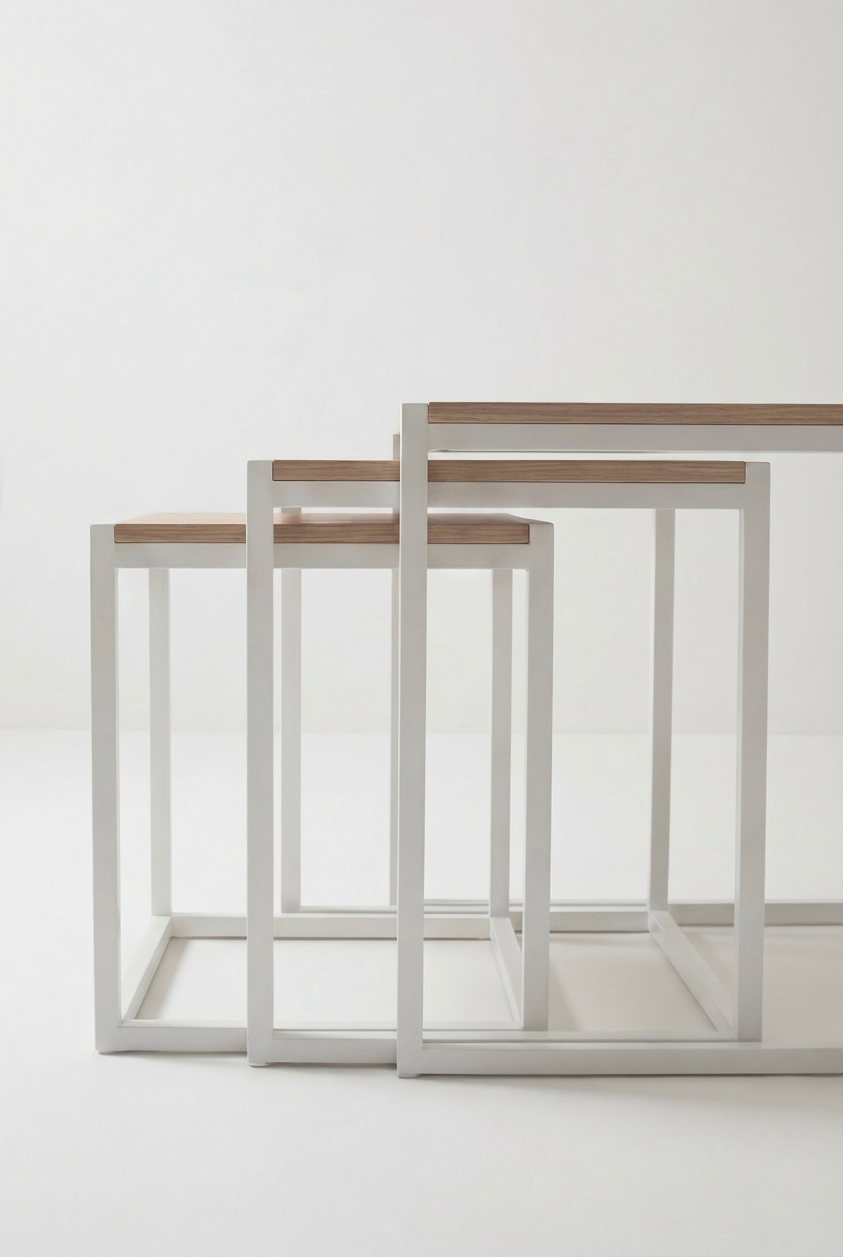 Block Nesting Coffee Table BNT1-WN طقم ترابيزه متداخله
