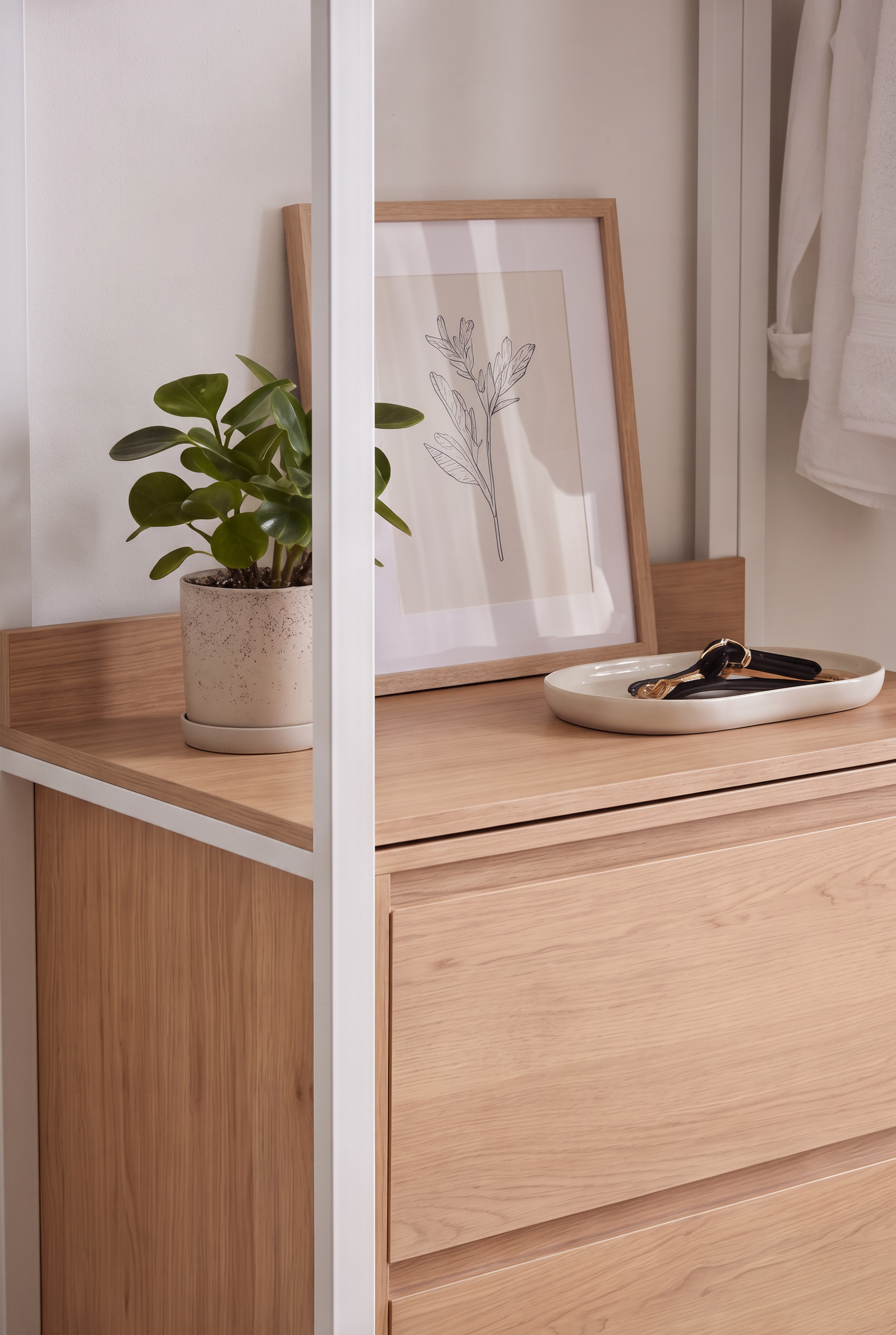 Urban Wardrobe UW8-WN دولاب معدن