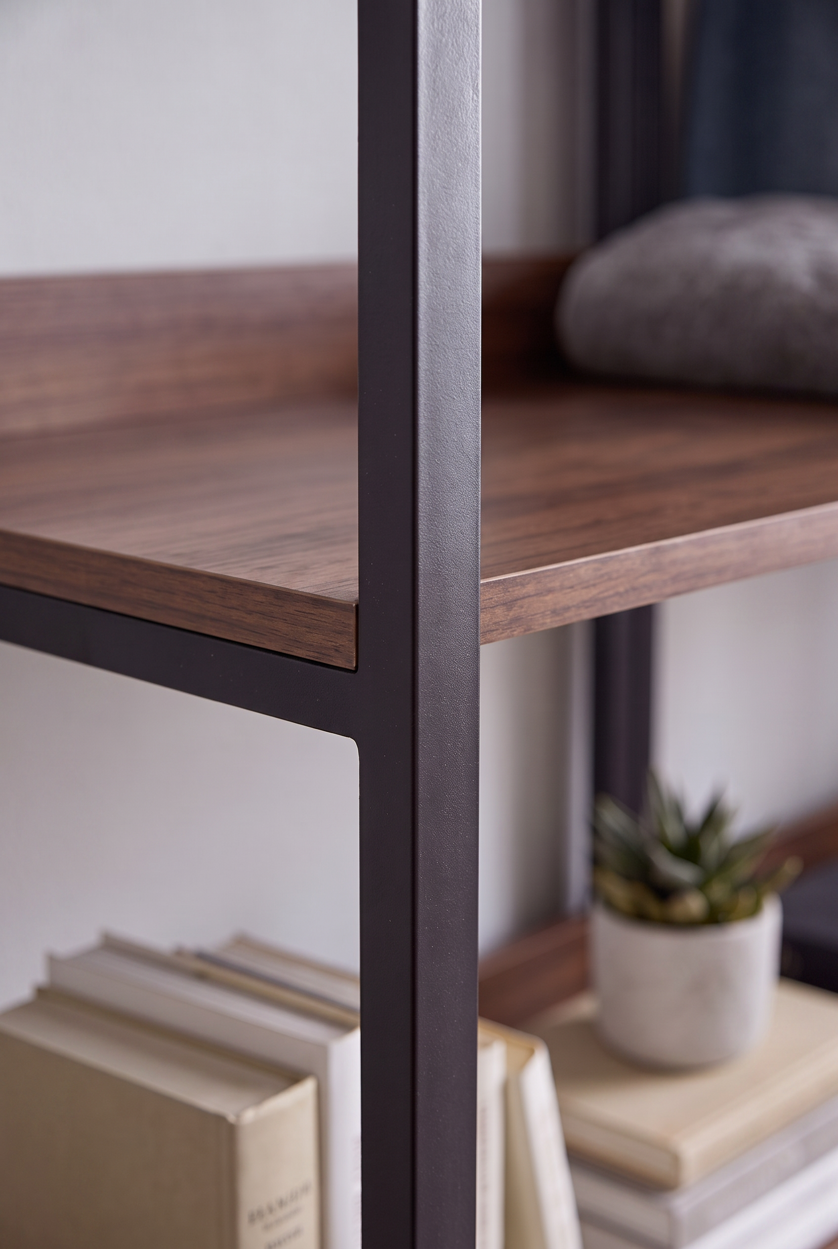 Urban Wardrobe UW20-BB دولاب معدن